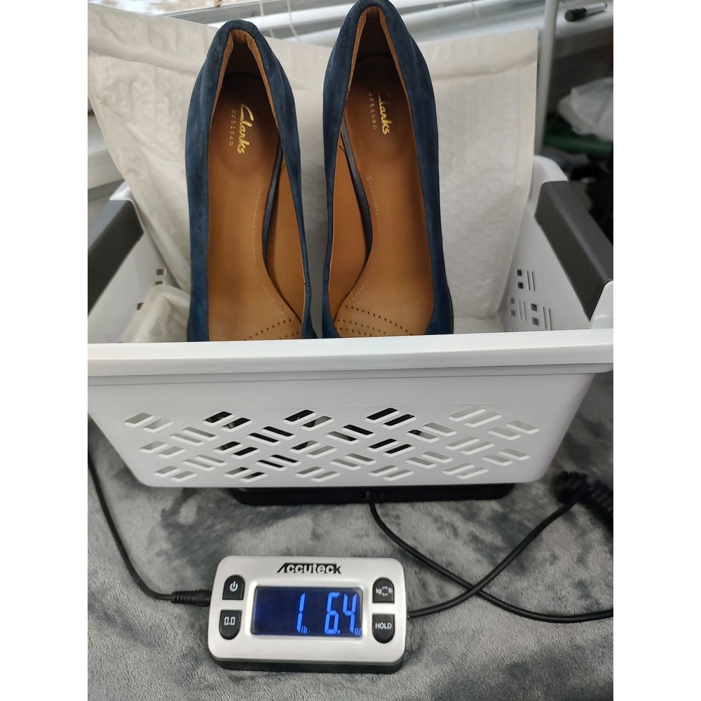Clarks Artisan Women Blue Suede Cap Toe Block Heels Pumps Shoes US 7 M - Picture 10 of 10